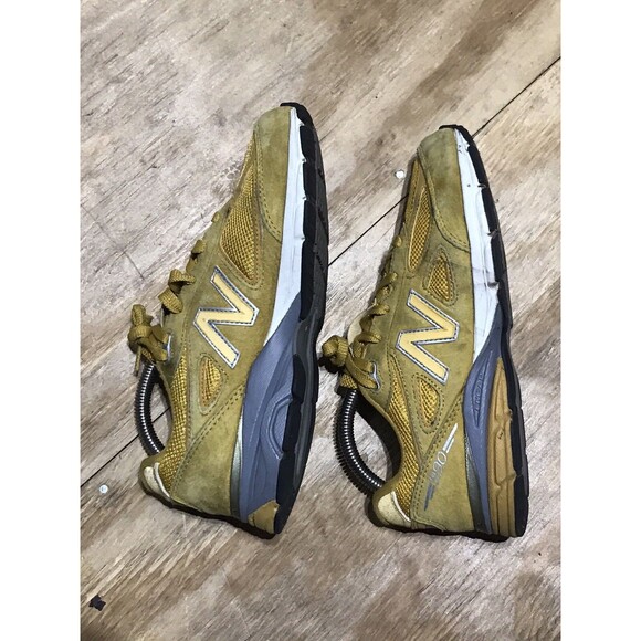 New Balance 990V4 Yellow Suede Running Shoes Made in USA Men 5.5 main image 5